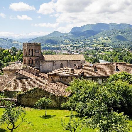 Aparthotel Terres De France - Domaine Du Palais Saint-Lizier Esterno foto
